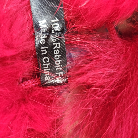 Vibrant Red Rabbit Shawl. - Picture 3 of 5